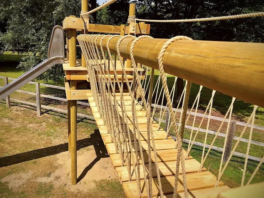 professional treehouse rope bridge